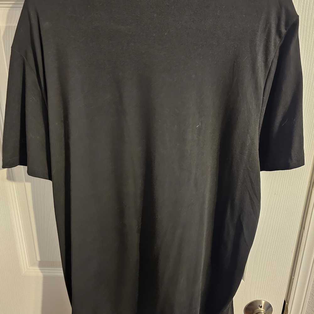 SHEIN Graphic Tee - Picture 2 of 7